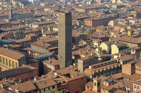 Di Torre In Torre Visita Guidata Alle Torri Di Bologna Sabato 24