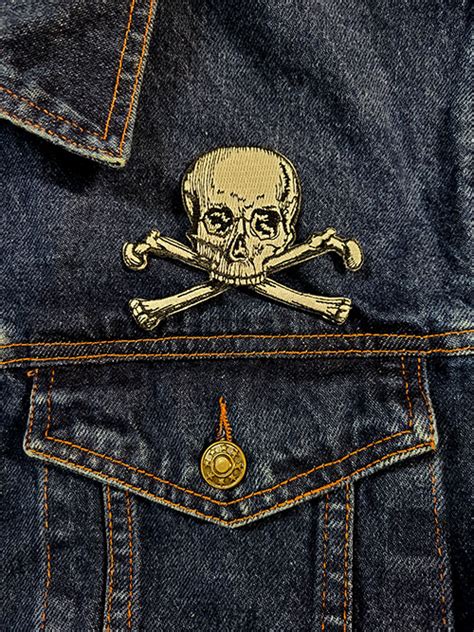 Skull And Crossbones Embroidered Patch