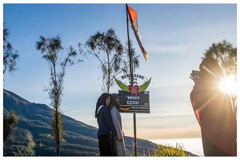 Puncak Bukit Mongkrang Tawangmangu Jadi Salah Satu Spot Wisata Menarik