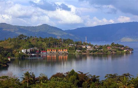 Tiga Obyek Wisata Menarik Di Pulau Samosir Superlive