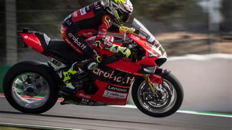 Alvaro Bautista Pebalap Spanyol Juara Berikut Pebalap Teratas Race