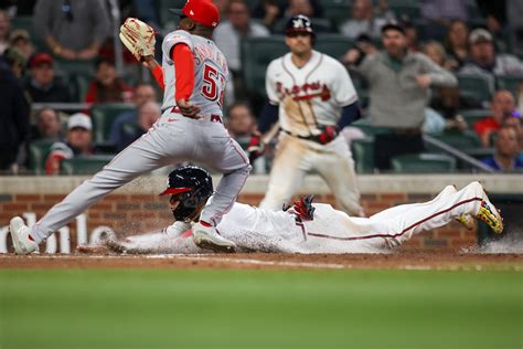 Atlanta Braves Start Title Defense With Opening Day Letdown