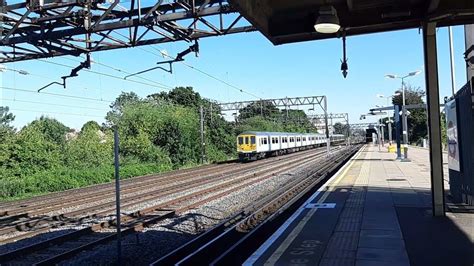 London Northwestern Railway Class 319 Passing South Kenton Youtube