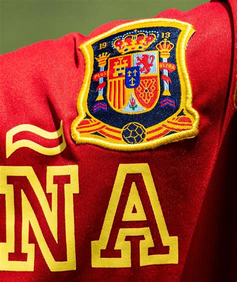 Els taxistes de Calvià poden substituir l uniforme per la camiseta d