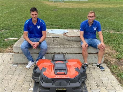 Husqvarna Ceora Beim Sv Unterstadion Auto Mower Rasenroboter Rasenm Her