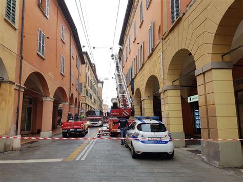 Incendio In Centro A Bologna Un Morto Fumo E Traffico In Tilt DIRE It