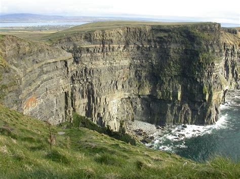 File:Ireland cliffs of moher2.jpg - Wikipedia