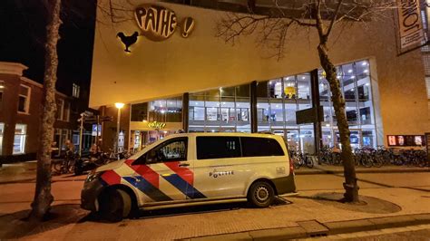 Politie Zoekt Getuigen Na Overval Op Bioscoop Pathé In Groningen Video