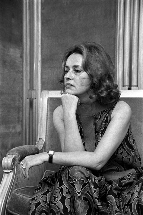 Legendary Actress Jeanne Moreau Dies at 89 [PHOTOS]
