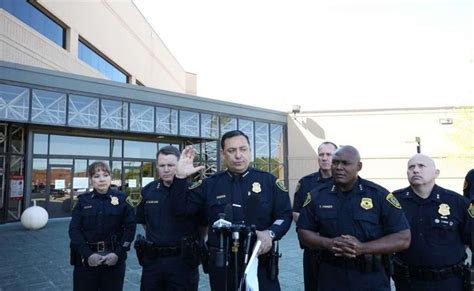 Private Officer Breaking News: Houston Police sergeant kills himself inside HPD station (Houston ...