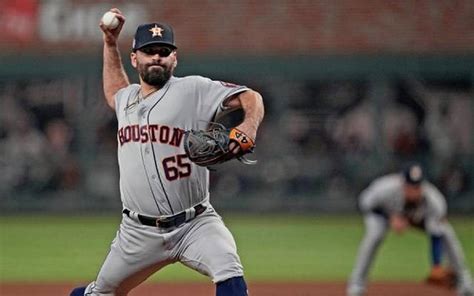 José Urquidy se lleva el triunfo para Astros El Sol de Mazatlán