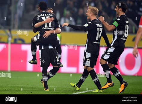 Moenchengladbach Germany 19th Sep 2017 Gladbach S Thorgan Hazard L