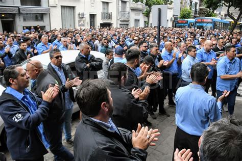 La Emotiva Despedida Del Colectivero C Sar Rold N En Rosario