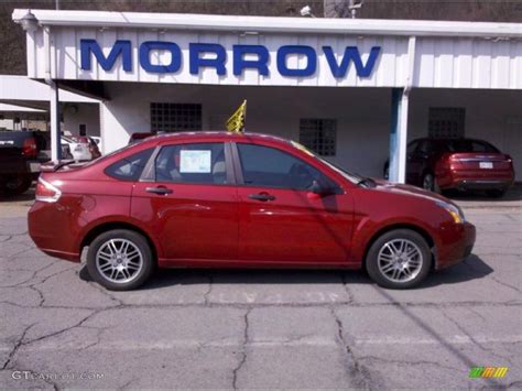 Sangria Red Metallic Ford Focus Se Sedan Photo