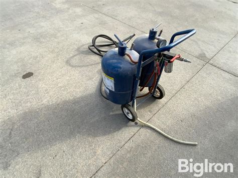 Eastwood Portable Pneumatic Abrasive Blaster Bigiron Auctions