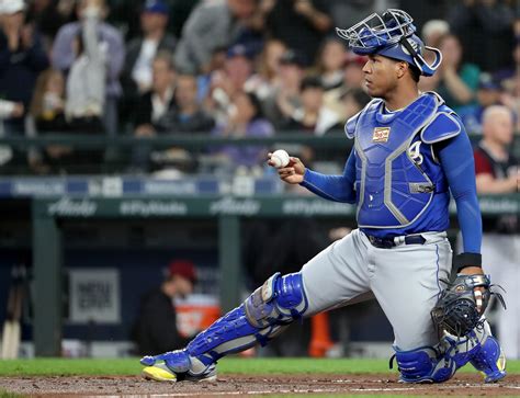 Kansas City Royals: Trading Salvador Perez makes sense
