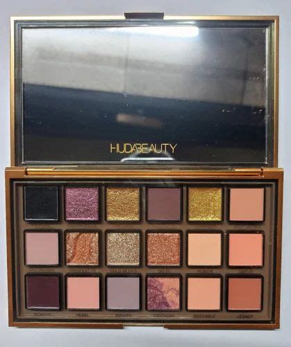 Multicolor Huda Beauty Empowered Eyeshadow Palette Pressed Powder