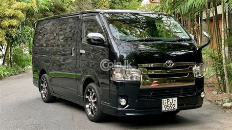 vehicles|van-buses-lorries|Toyota KDH 2017 for sale in Sri Lanka