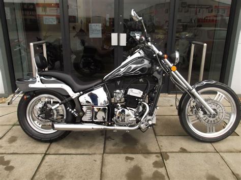 AJS Eos 125 cruiser chopper - BRAND NEW 125cc motorcycle motorbike ...