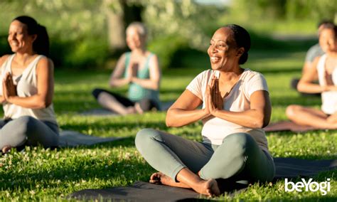 Take Your Class Outside! Tips on Teaching an Outdoor Yoga Class