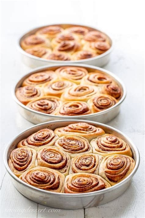 Pioneer Womans Cinnamon Rolls With Maple Frosting This Delicious Recipe Makes A Bunch Of