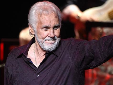 Download Singer Songwriter Kenny Rogers Wallpaper