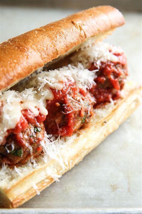 80+ Easy Sandwich Recipes for Lunch - Easy Lunch Sandwiches—Delish.com
