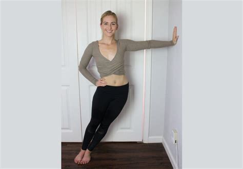 9 Easy Wall Stretches For Tight Hips Paleohacks Blog