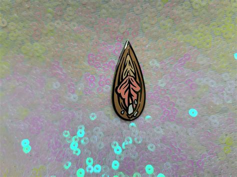 Vulva Enamel Pin Vulva Pin Vulva Empowerment Vulva Diversity Vagina Pin Vulva Art Feminist