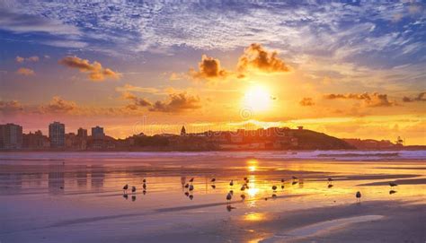 Gijon Skyline Sunset In San Lorenzo Beach Asturias Stock Image Image