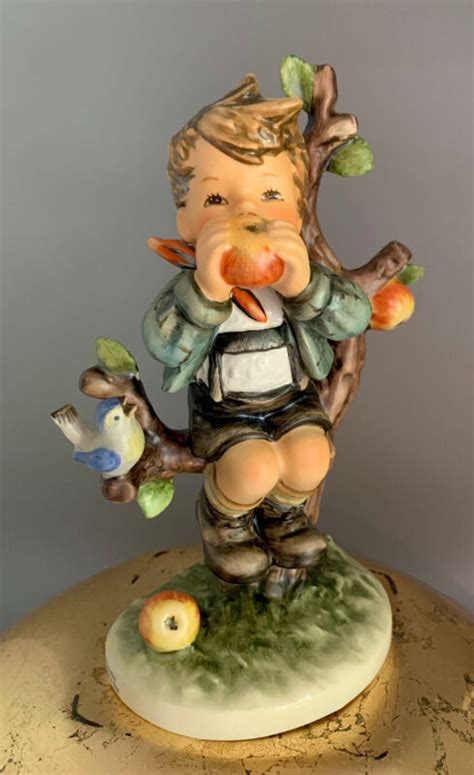 M I Hummel Figurine By Goebel An Apple A Day 6 3 8 TMK 6