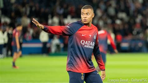 Club L annonce de Mbappé n a pas bousculé le vestiaire du PSG