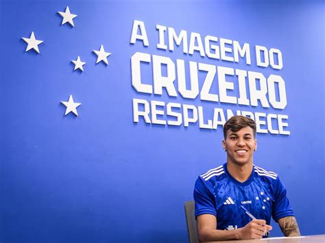 Santos notifica Cruzeiro e Juventus por negociação de Kaio Jorge e