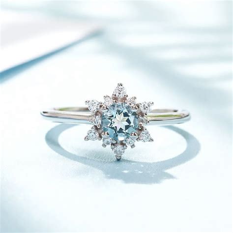 Aquamarin Ve Pırlanta Kartanesi Yüzük Iceblue Aquamarine Ring