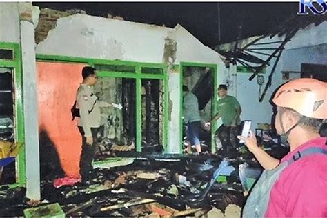 Dua Rumah Terbakar Dua Motor Ikut Ludes Radar Semarang