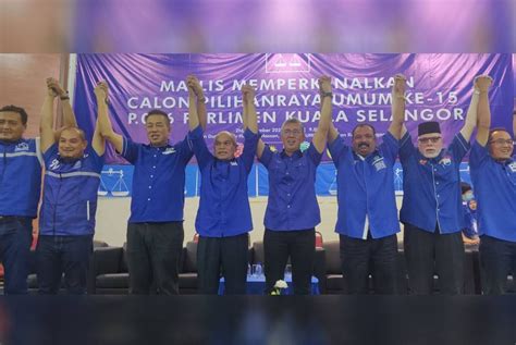 Tengku Zafrul Sertai UMNO Sejak Usia 24 Tahun