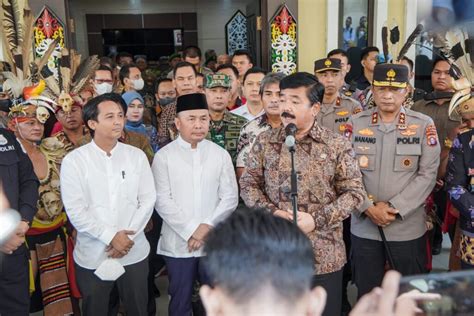 Hari Kedua Ramadhan Menteri Hadi Gebuk Mafia Tanah Di Kalimantan