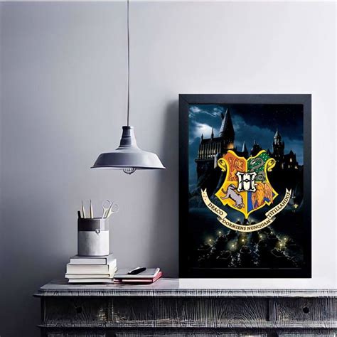 Quadro decorativo Hogwarts brasão Harry Potter Elo7