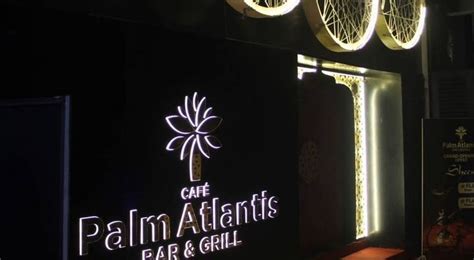 Seventh Sky Lounge By Cafe Palm Atlantis in Palm Beach Galleria Mall ...