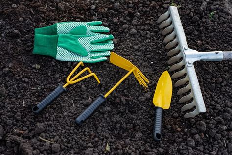 Maximizing Productivity: Essential Tools and Equipment for Landscaping ...