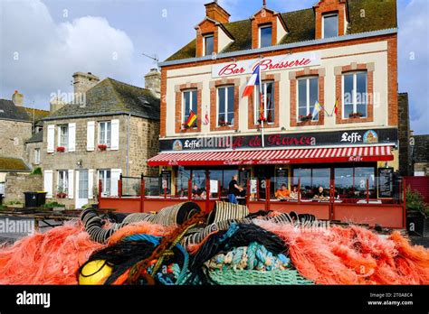 Frankreich Barfleur Das Traditionsreiche Caf De France