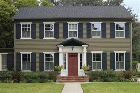 11 Paint Color Ideas for Colonial Revival Houses - This Old House