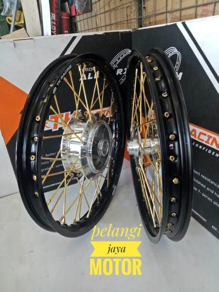 Jual Paketan Velg Tk Original Sepaket Motor Cb R Old Cbr R