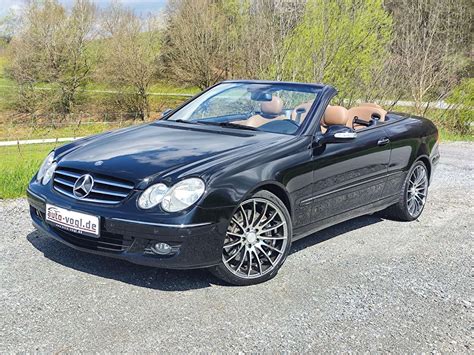 Mercedes Benz CLK 350 Cabrio in Schwarz gebraucht in Hutthurm für 11