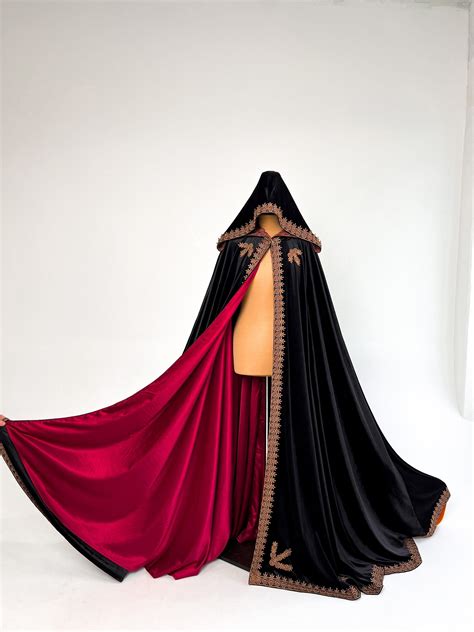 Black Cape Halloween Velvet Cloak Theater Cloak Hooded Cloak Halloween