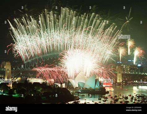 Sydney Opera House Fireworks 2000 High Resolution Stock Photography And