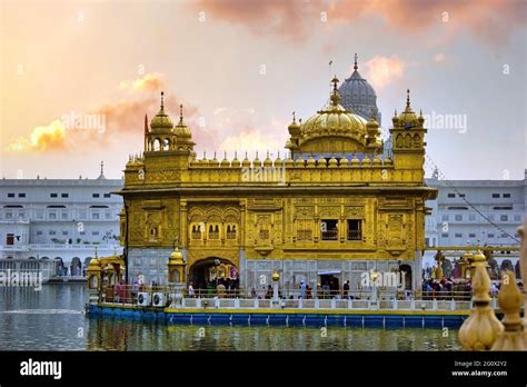 Amritsar India November 06 2016 The Harmindar Sahib Also Known As