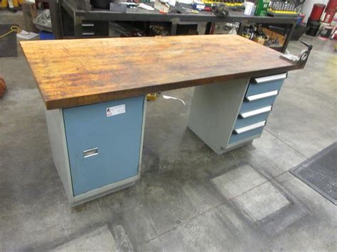 Machines Used Rousseau Maple Top Workbench Cabinet With 40 Taper