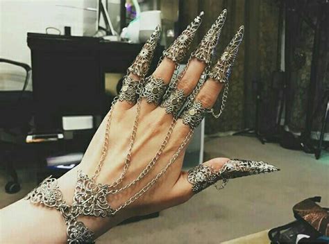 Black Hand Armor Mahafsoun Metal Glove With Claw Etsy