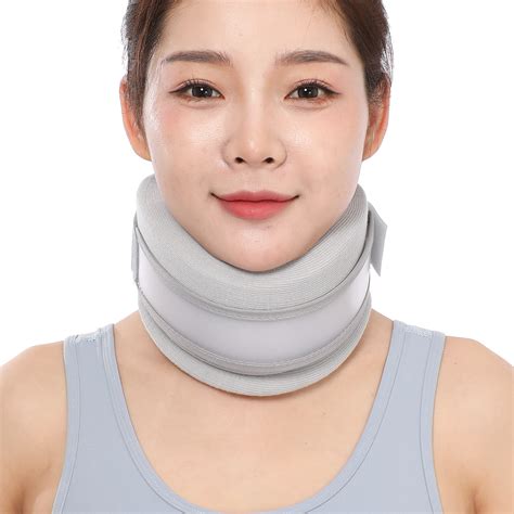 Wholesale Factory Manufactuere Sponge Cervical Collar Foam Neck Brace For Relief Neck Pain